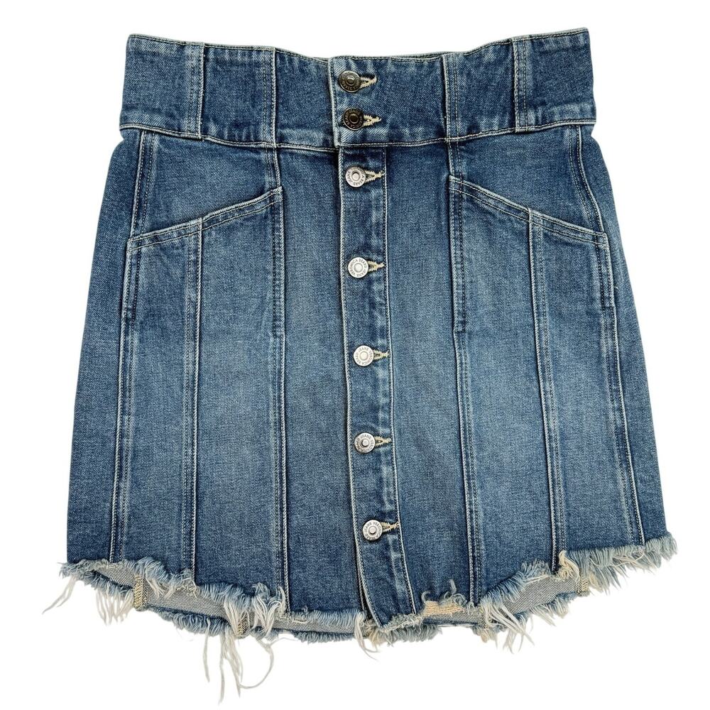 Veronica Beard Jeans Denim Mini Skirt Waterfall Wash Frayed Hem Size 6 USA Made